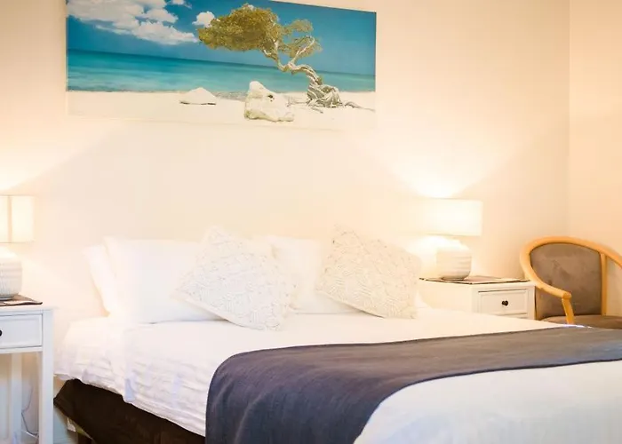 Beachhouse Bed And Breakfast