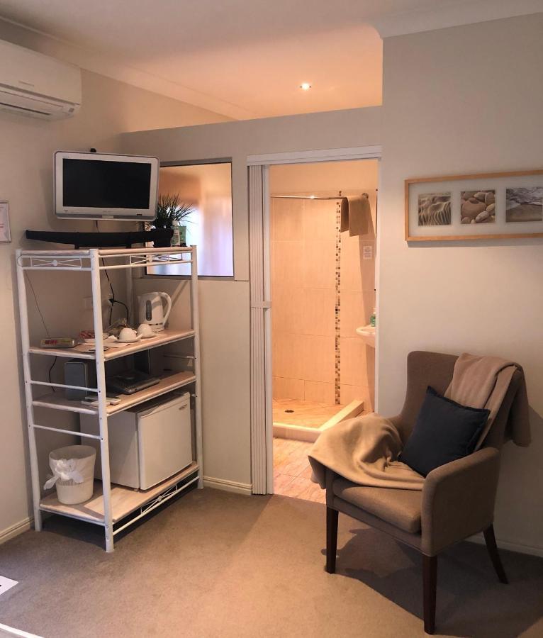 Bed & Breakfast Beachhouse 4*